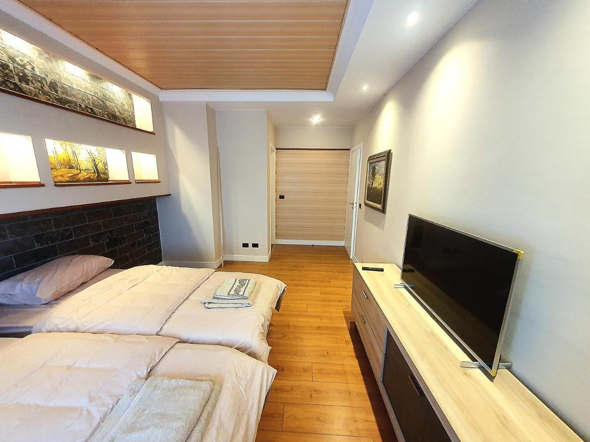 Appartement Centerscape - Studio By Dion à Tirana Extérieur photo