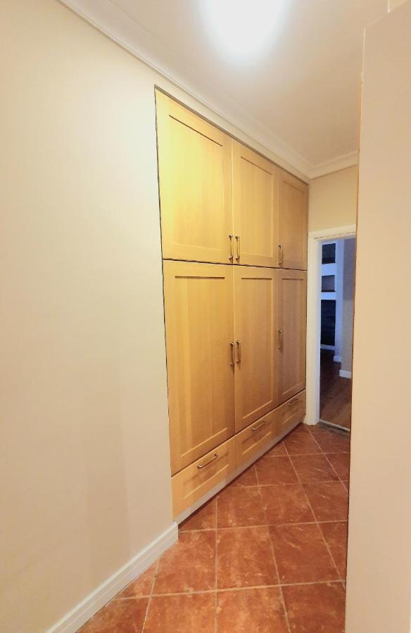 Appartement Centerscape - Studio By Dion à Tirana Extérieur photo